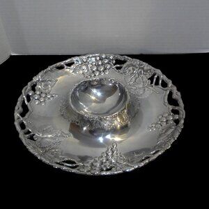 Arthur Court Grape Vines Chip & Dip Round Serving Platter
